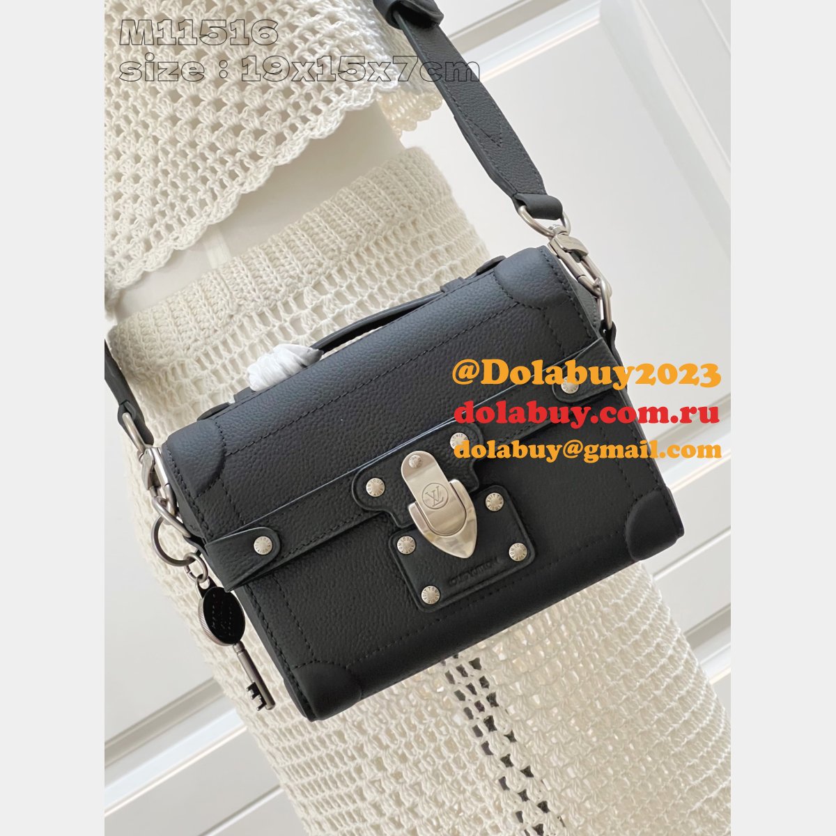 Fashion AAA+ M11516 Soul Trunk Men Louis Vuitton Black Bag