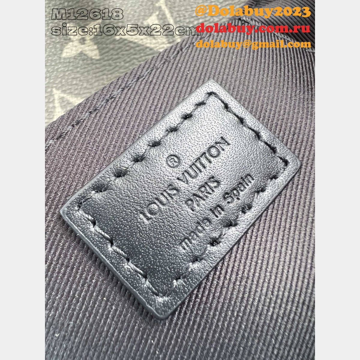 Duplicate Louis Vuitton Pulse Wearable Wallet M12618 Men Bag