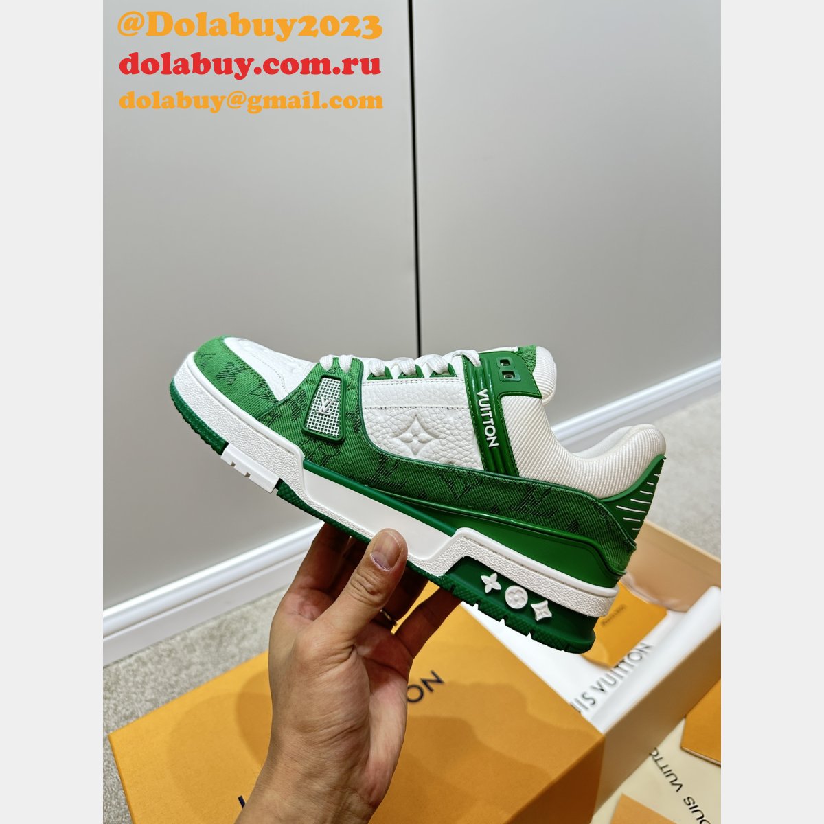 Top Quality LV Trainer Sneaker 1:1 Mirror