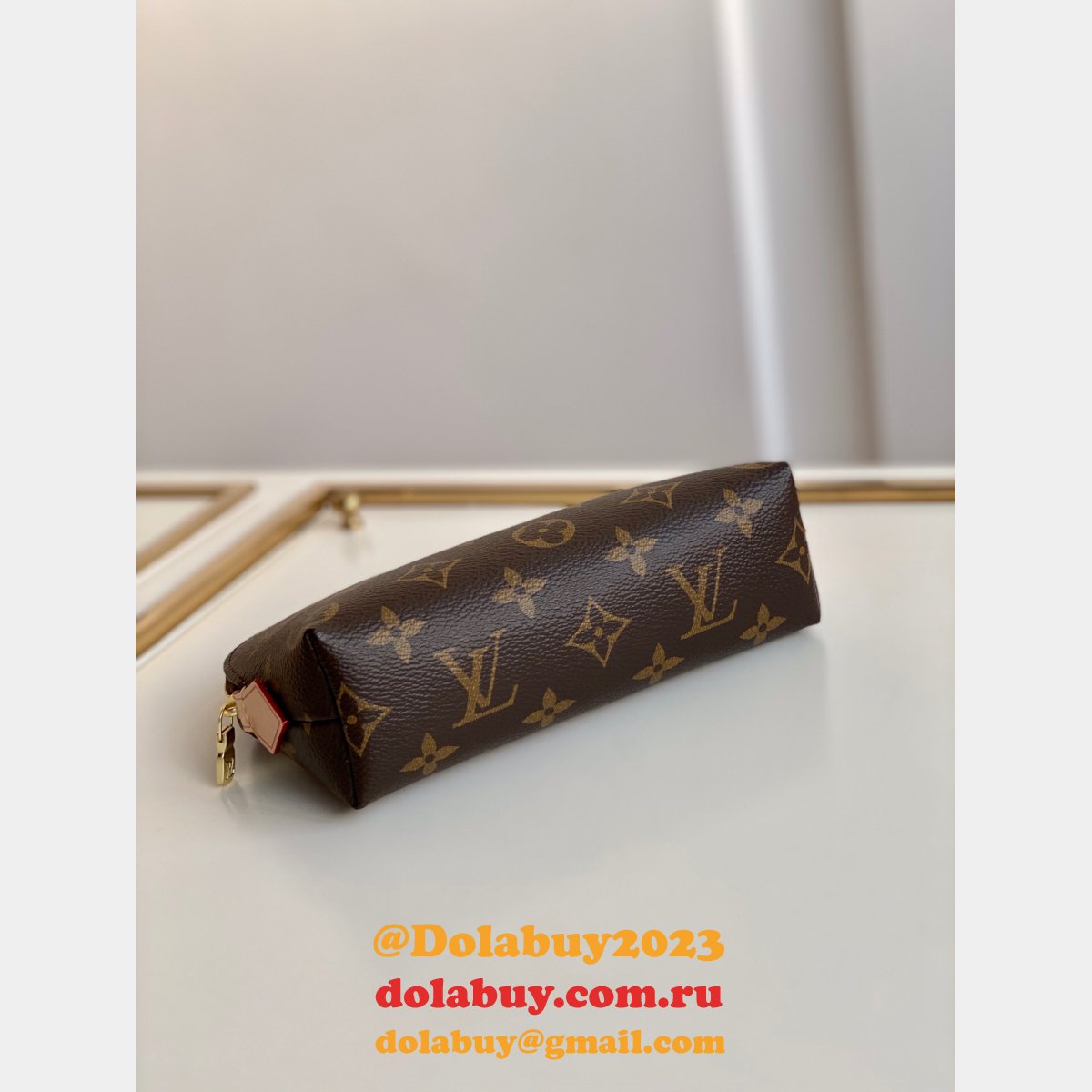 Fashion Louis Vuitton Replica Cosmetic Pouch M47515 Monograms