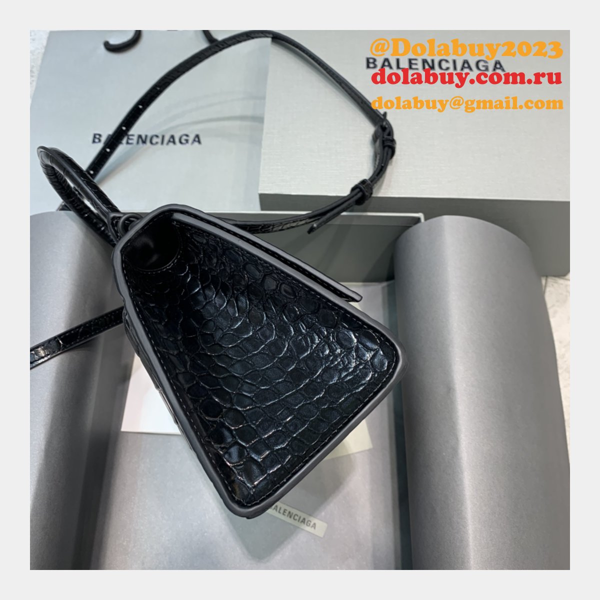 Balenciaga Replica Hourglass Small Top Handle Bag Black