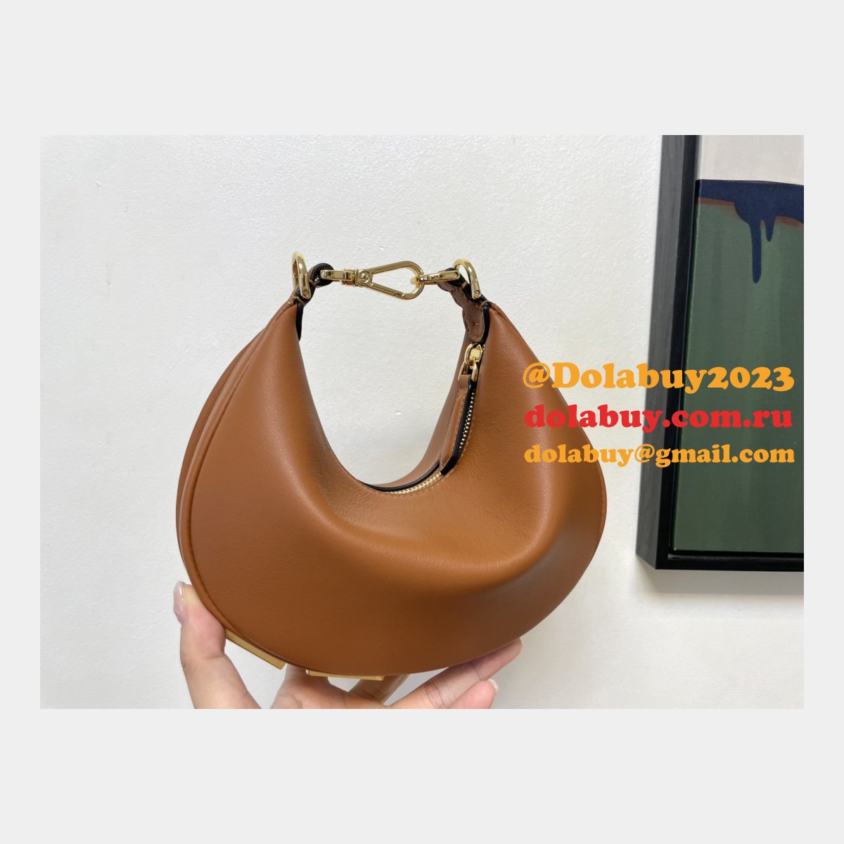 our dolabuy best praphy 56853 designer replica F**di bag