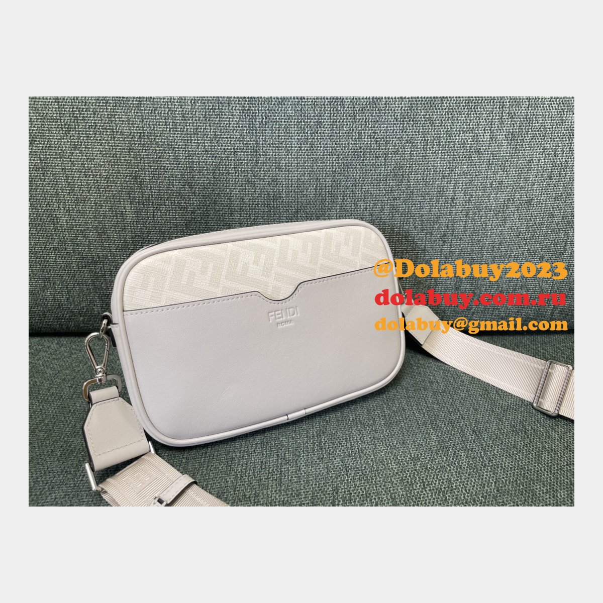 replica luxury & designer 8587 F**di camera bags