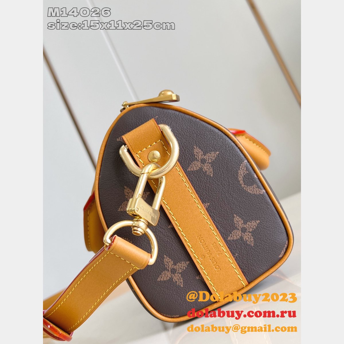 Keepall Bandoulière 25 M14026 Bag Louis Vuitton Replica
