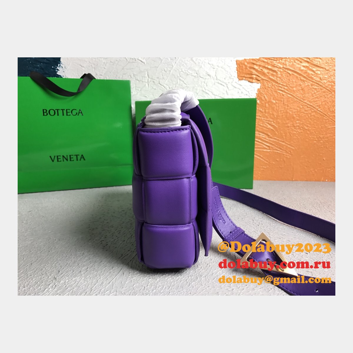 b0tte*a Ven*ta best replica maxi intreccio cassette nappa leather shoulder bag