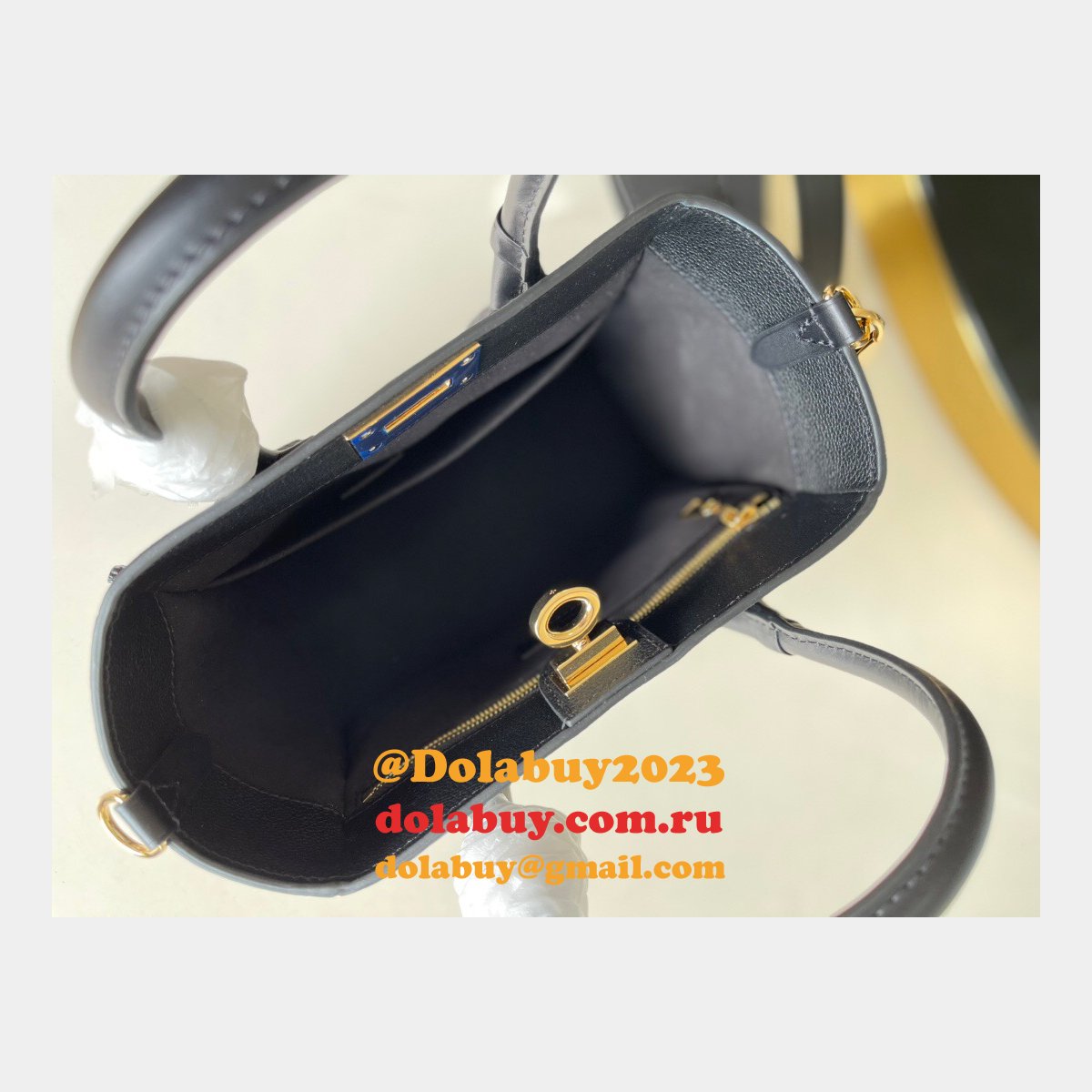 High Quality Louis Vuitton M57729/M57728 On My Side PM Greige/Black