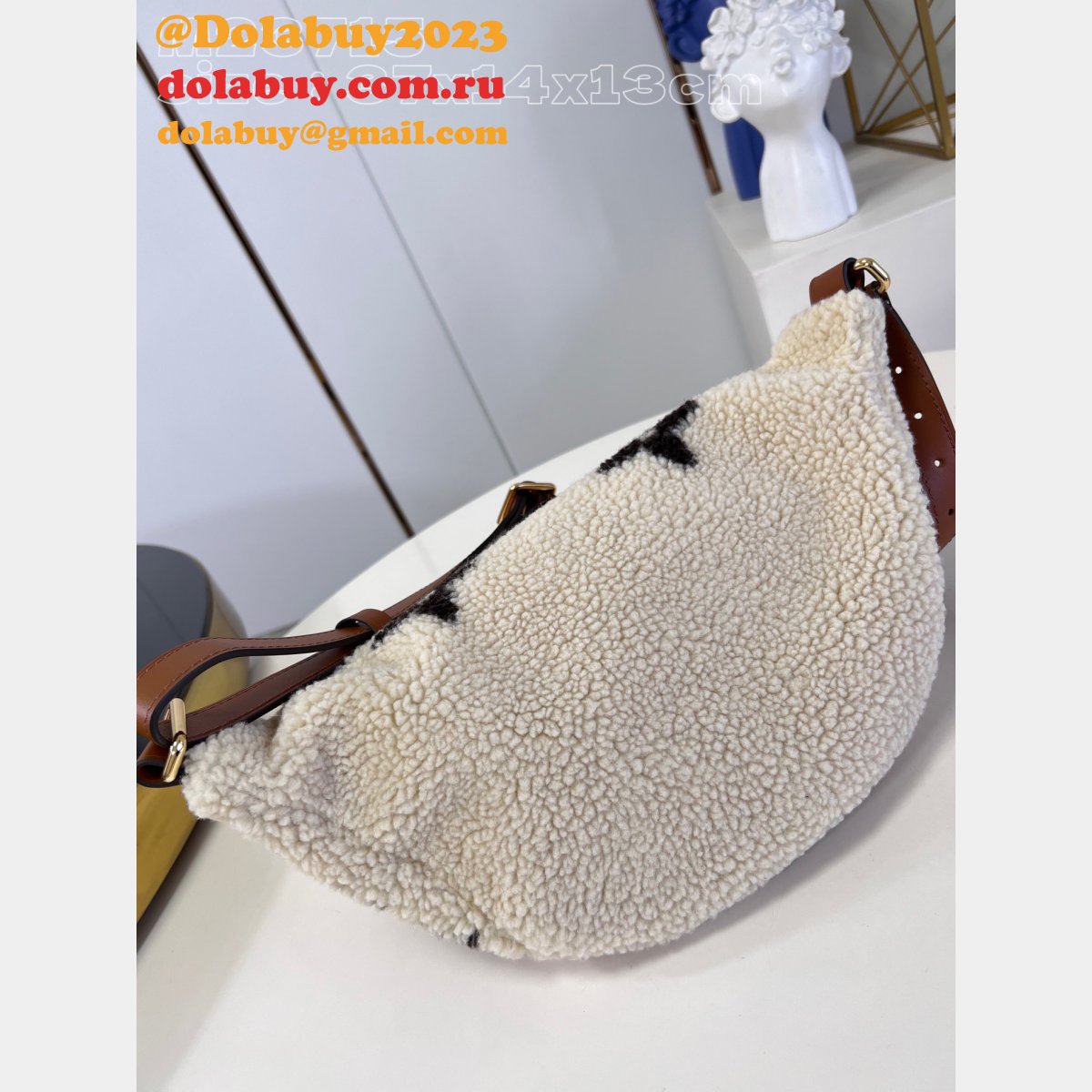 Bumbag M23715 Replica UK Louis Vuitton High Quality LV SKI Bag