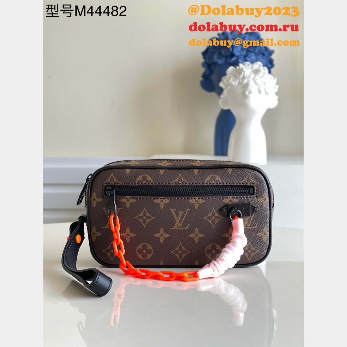 Luxury Louis Vuitton Replica M44482/M44458 Monogram Pochette Volga Bags