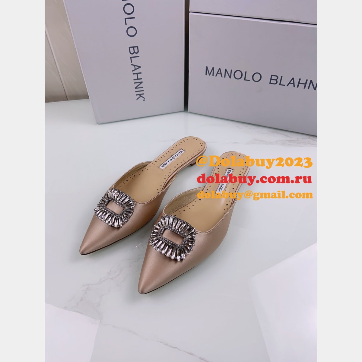 Replicas Manolo Blahnik Luxury Satin Pumps Dolabuy