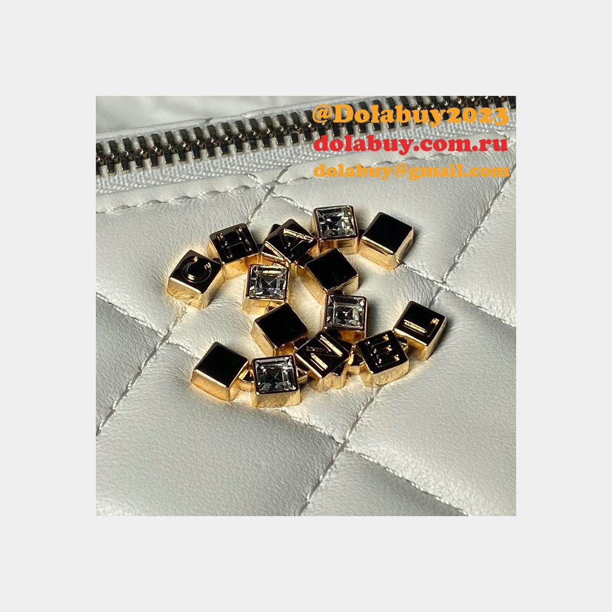 Top Perfect Vanity AP3799 Classic Chain 17cm Replica Bag