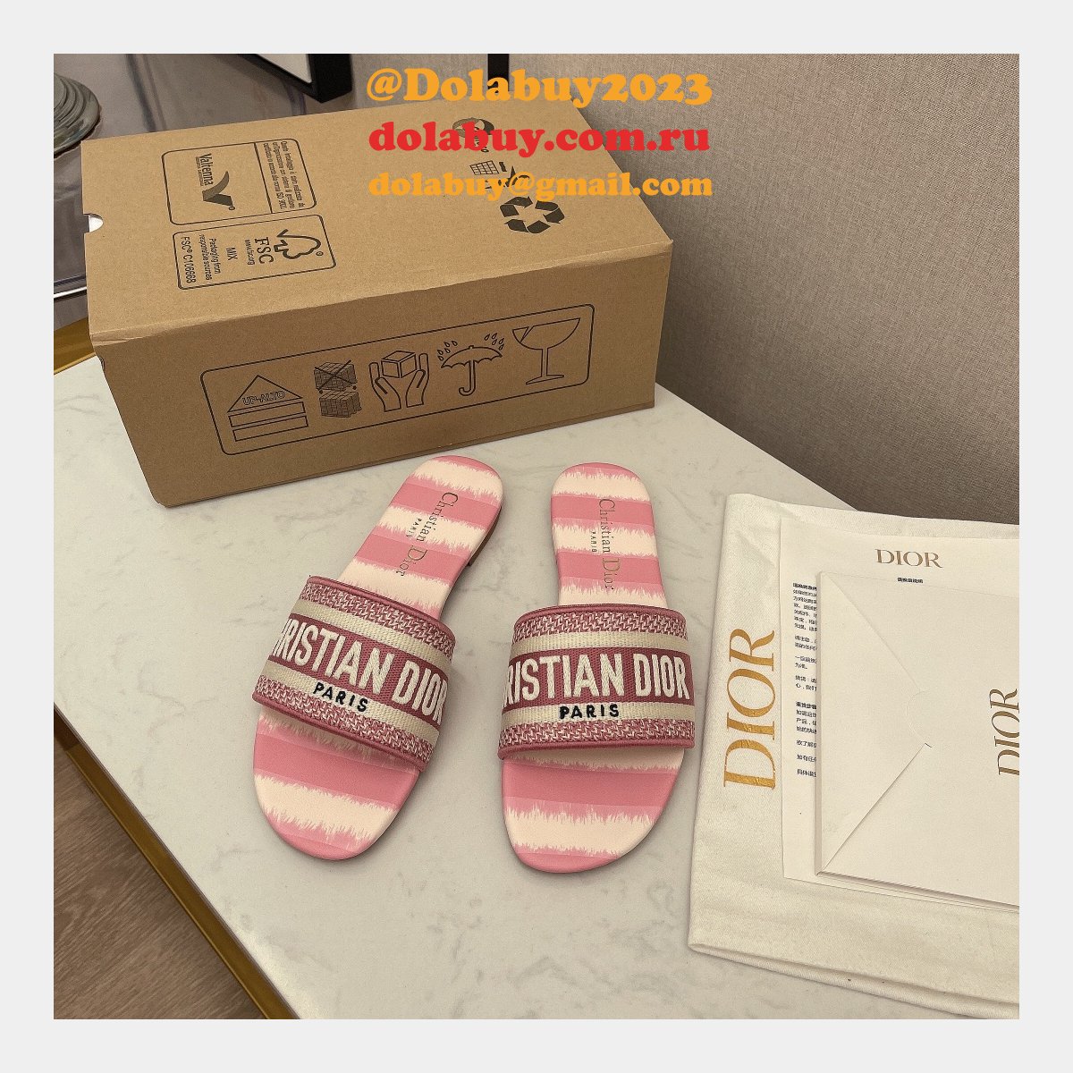 2021 Replica Christian Dior One-word embroidered slippers Shoes