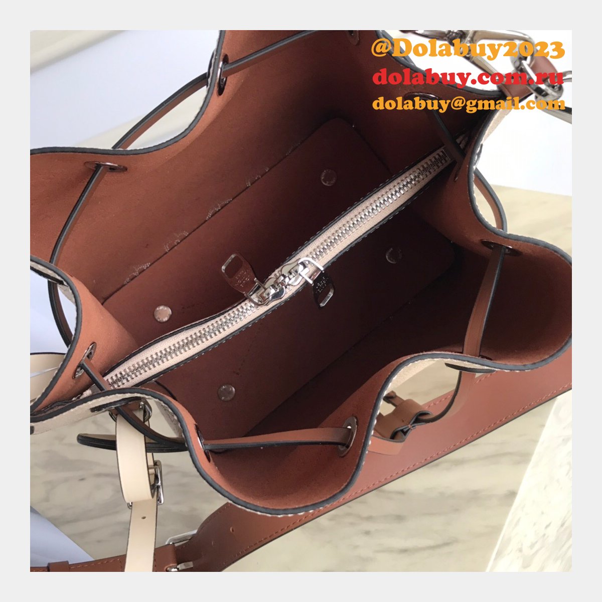 Best M55801 Louis Vuitton Muria Mahina Leather Galet Bag