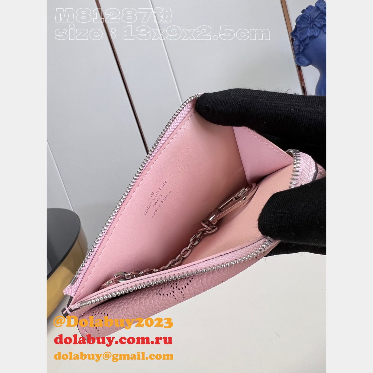 Card Holder Recto Verso Mahina M81287 Louis Vuitton Luxury Fake Bag