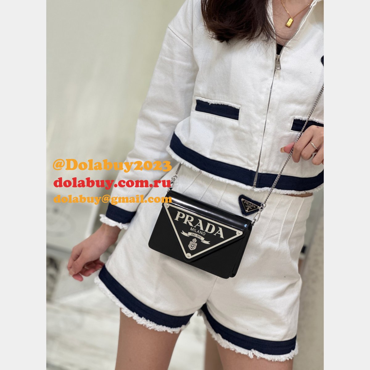 Affordable Luxury Prada Replica Mario Raffia Triangle 1BH189 Bag