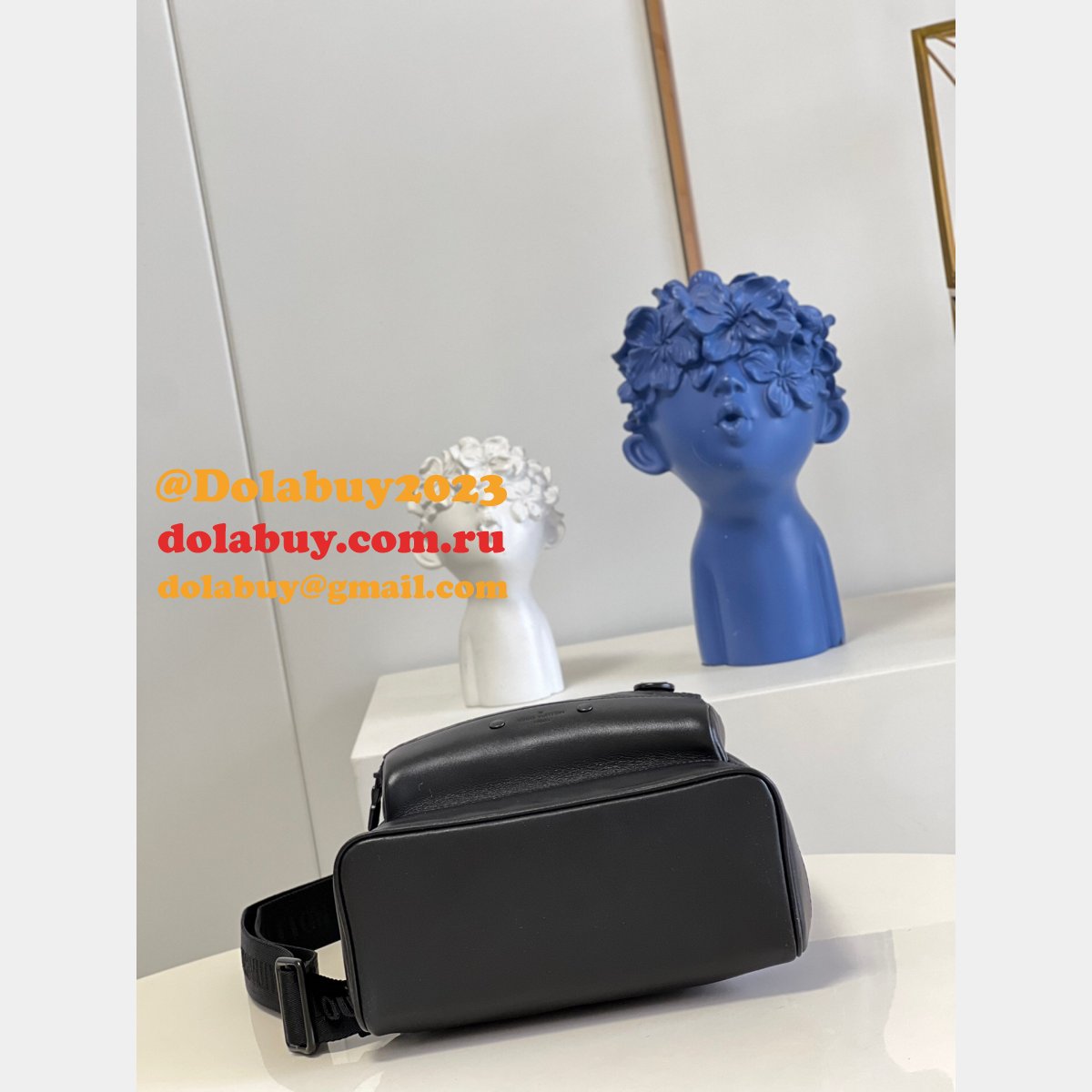 High Quality Louis Vuitton Replicas M46107 Racer Slingbag G65 Black Bags