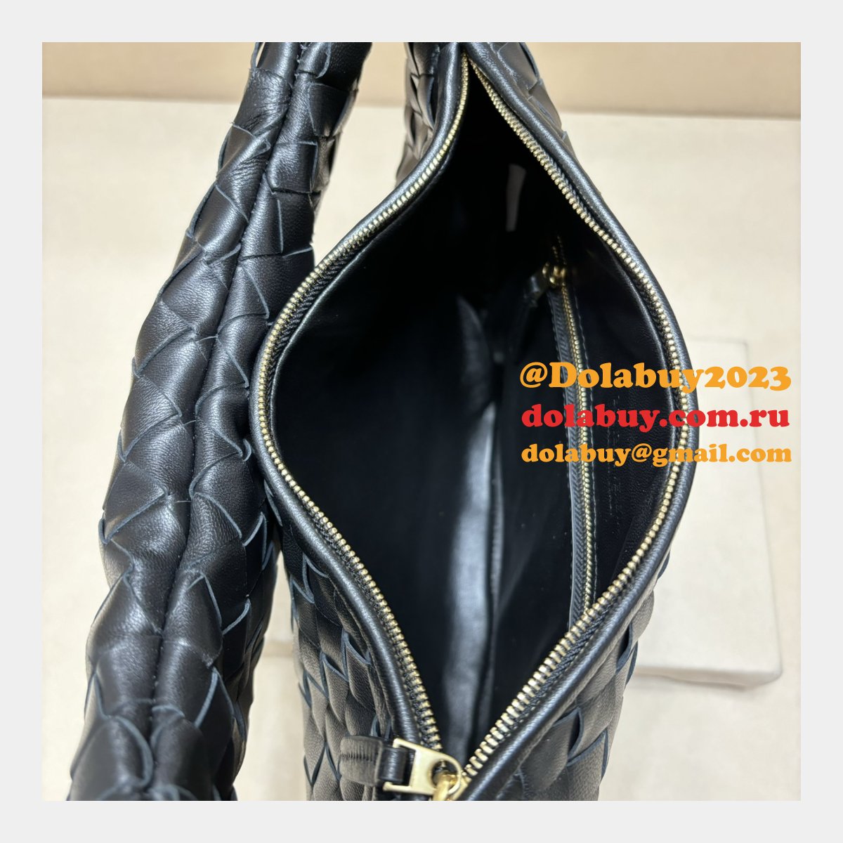 luxury b0tte*a Ven*ta gemelli intrecciato handbag
