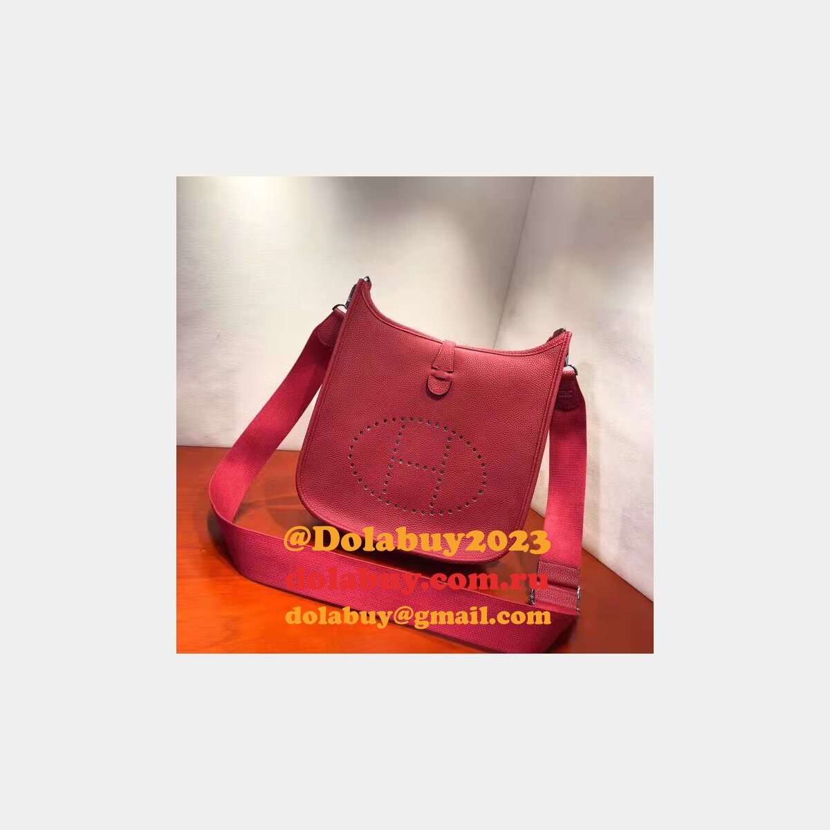 Hermes Replica Evelyne Bags 28CM Products Luxury Online Store