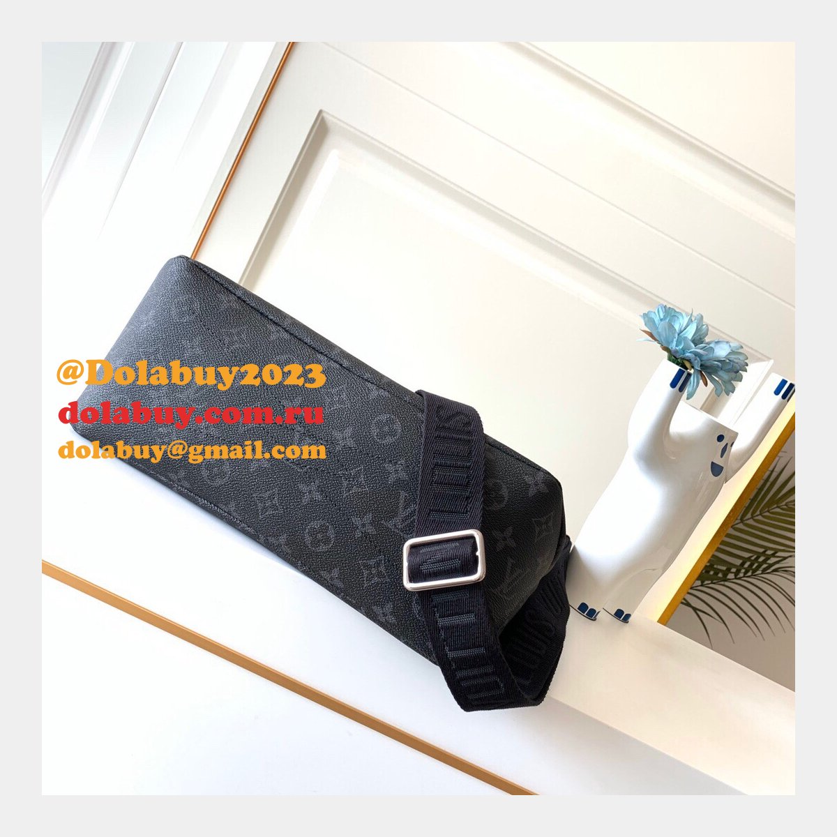 Cheap Louis Vuitton Besace Zippée Monogram Eclipse M45214 Canvas