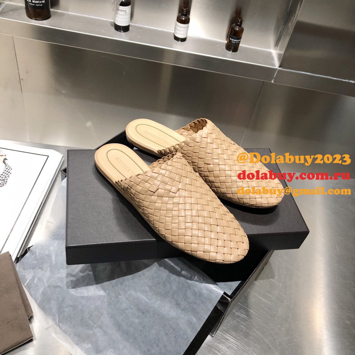 hottest b0tte*a Ven*ta fashion slippers camel