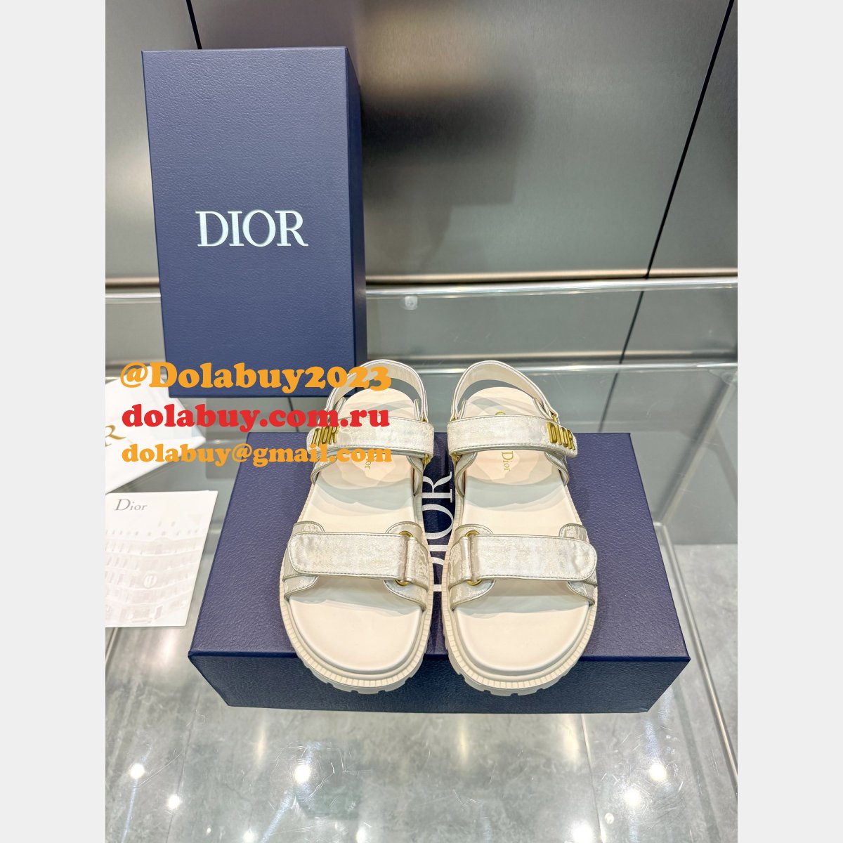Top Quality dior Fabric with Gold-Tone Butterfly Dioract Sandal