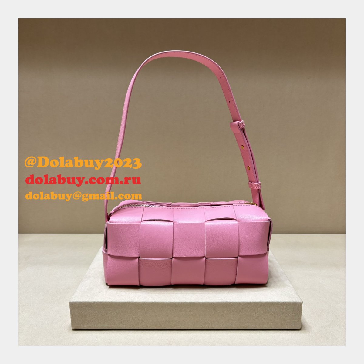 designer b0tte*a Ven*ta brick cassette