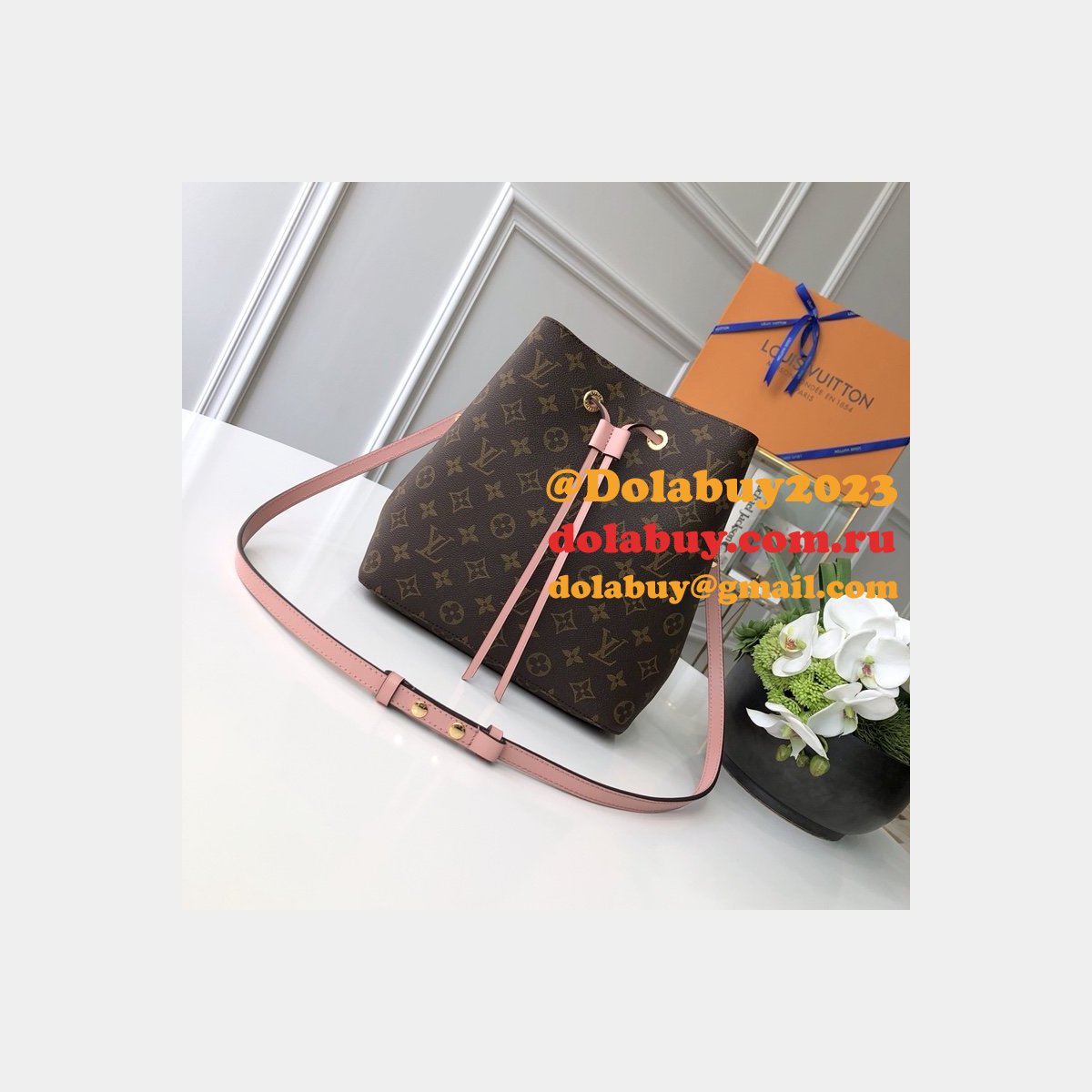 Louis Vuitton Best Monogram Canvas Leather Handbag Neonoe M44022