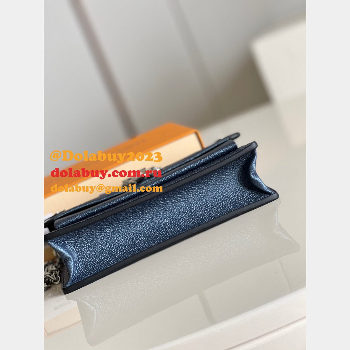 Online Louis Vuitton Replica M59077 Vavin Chain Wallet Monogram Empreinte Leather
