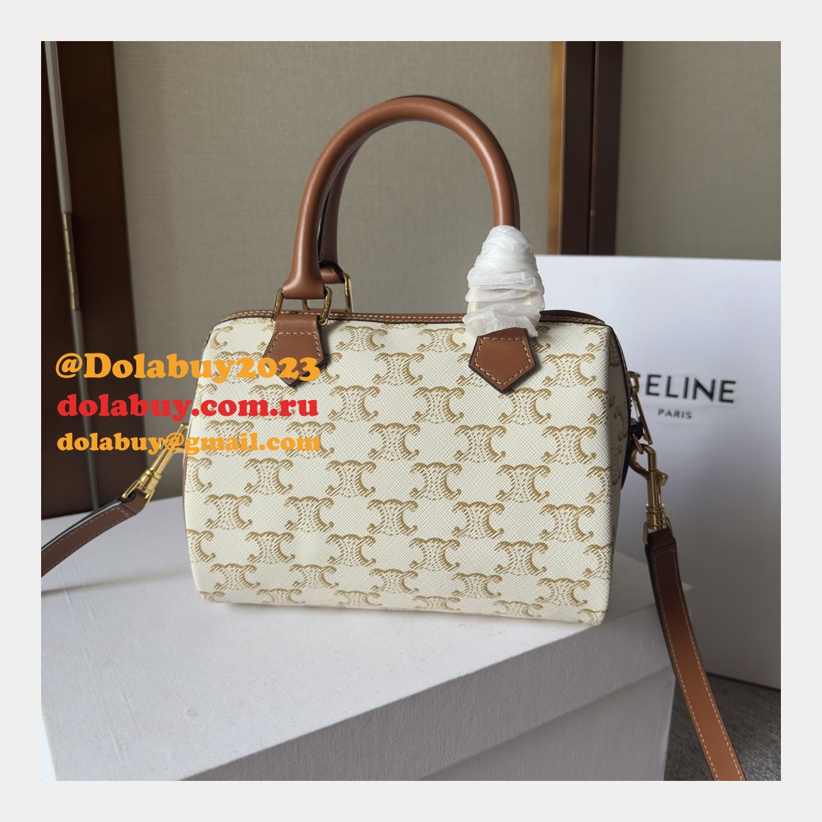 Luxury Celine 197582 Triomphe Small Boston Bag