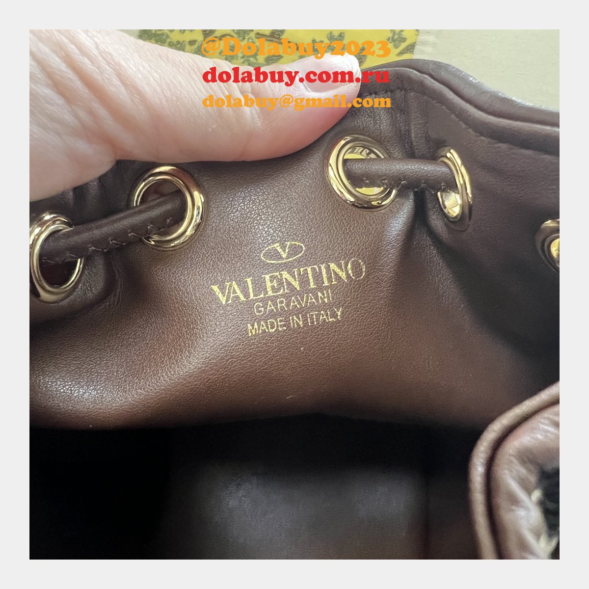 Designer VALENTINO GARAVANI V mini basket handbag