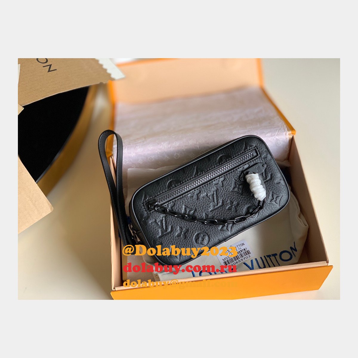 Top Quality Fake Louis Vuitton M55703 Pochette Volga Taurillon Monogram Black