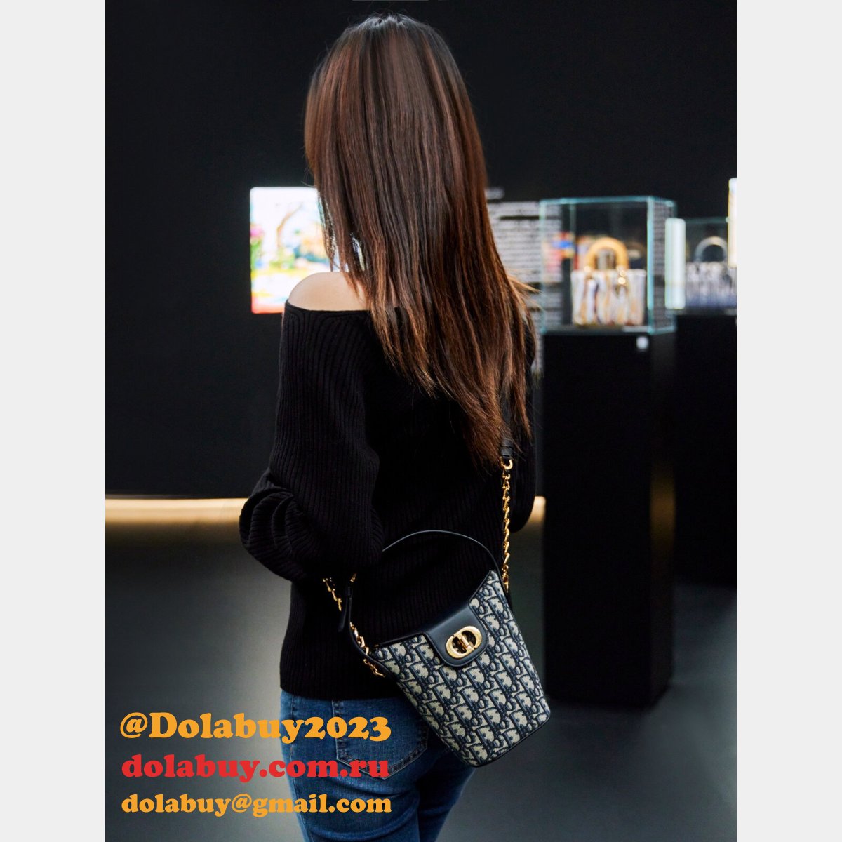 Dior Designer Oblique 30 Amber Montaigne Bucket 2049 Replica Bag