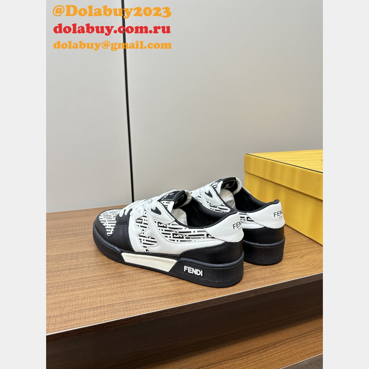 F**di match low-top sneakers