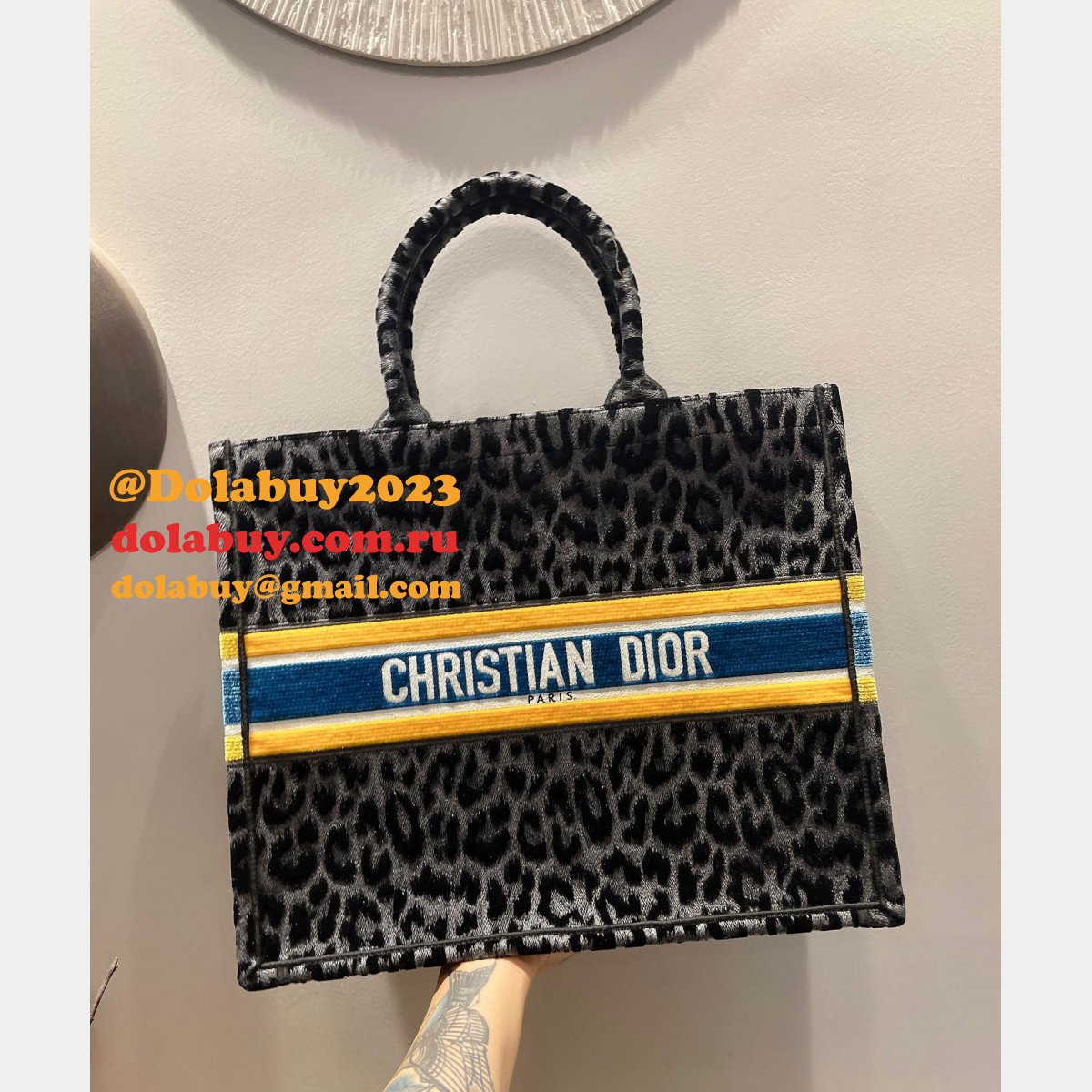 Cheap Fake Christian Dior CD Book Tote Online Store