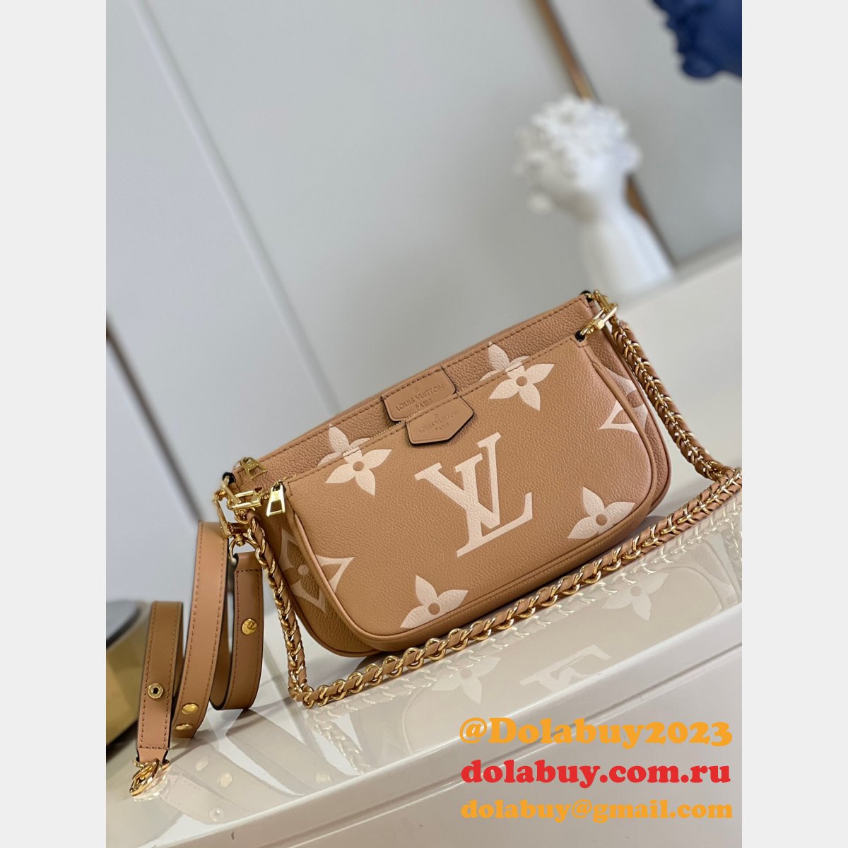 Fake Louis Vuitton 7 Star M80399 Multi Pochette Accessoires