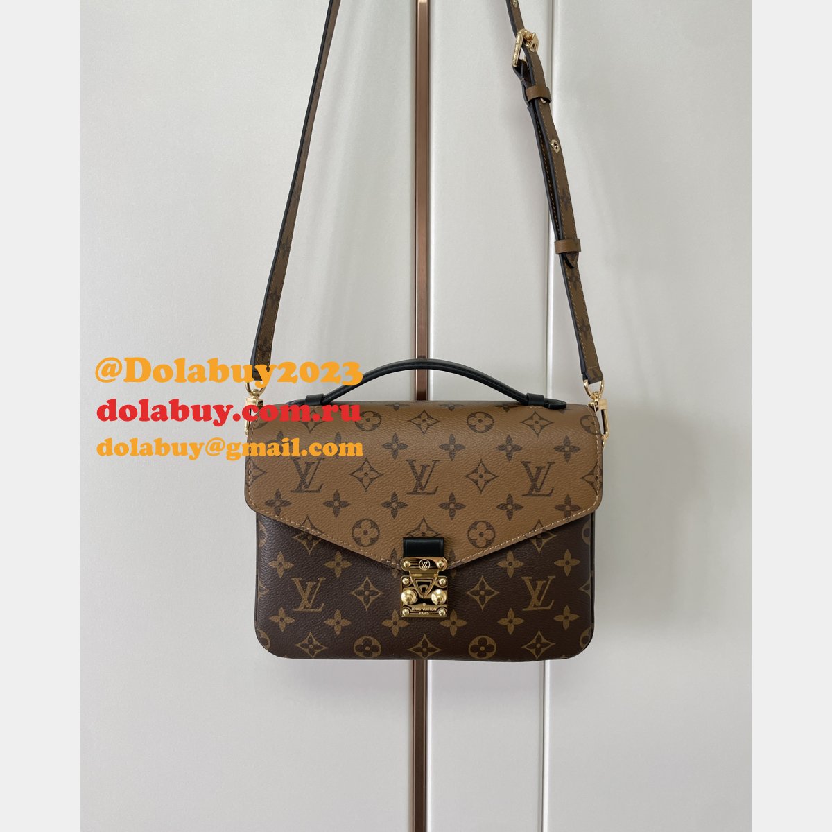 Louis Vuitton Replica Pochette Métis Monogram M44875/M44876 Bag