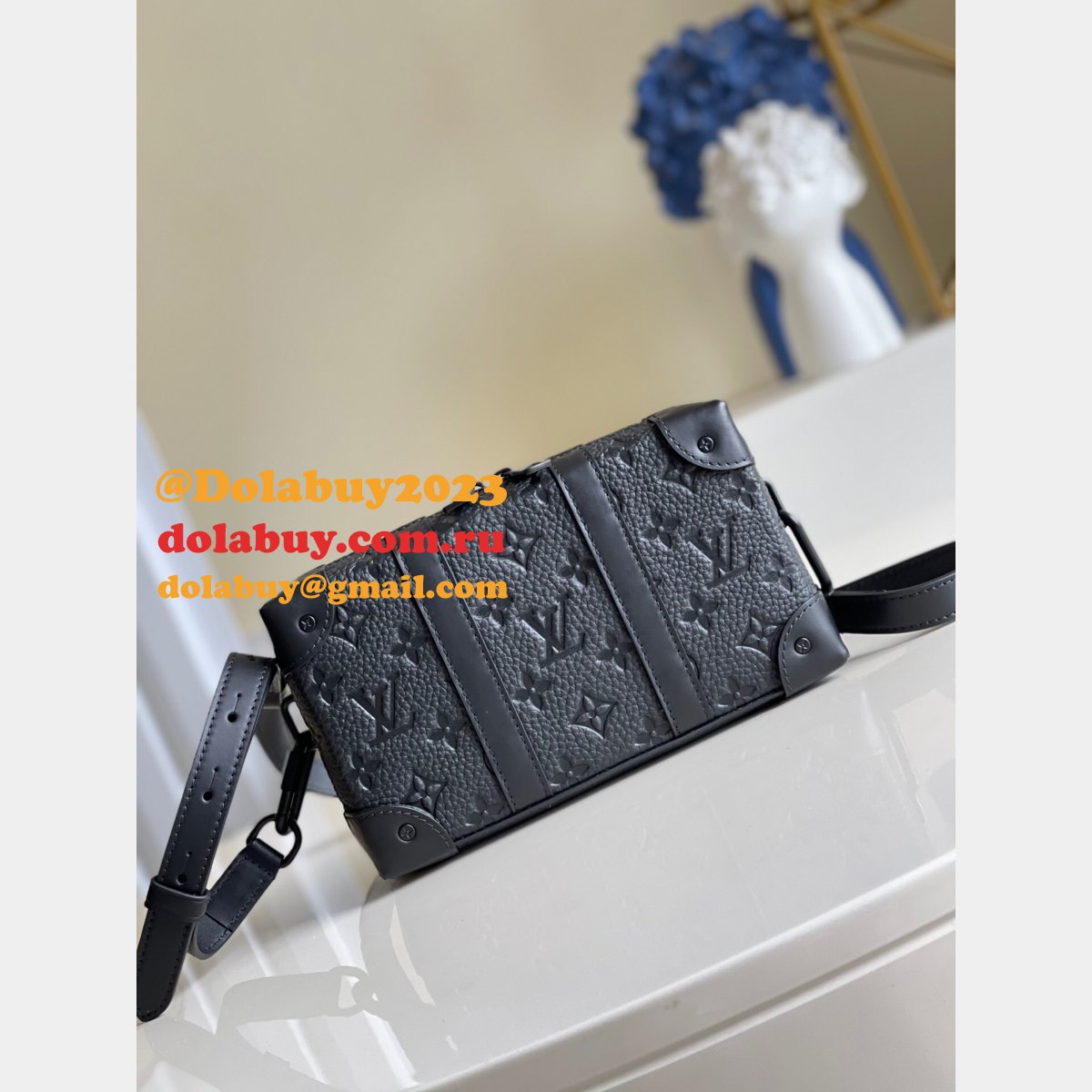 China Louis Vuitton Soft Trunk Wallet Taurillon Monogram M80224 Black