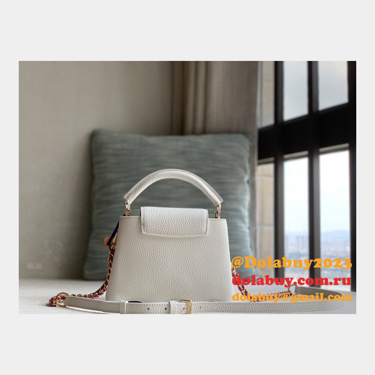 Capucines Capucines M22122/M22121 Designer Louis Vuitton Replica Bag