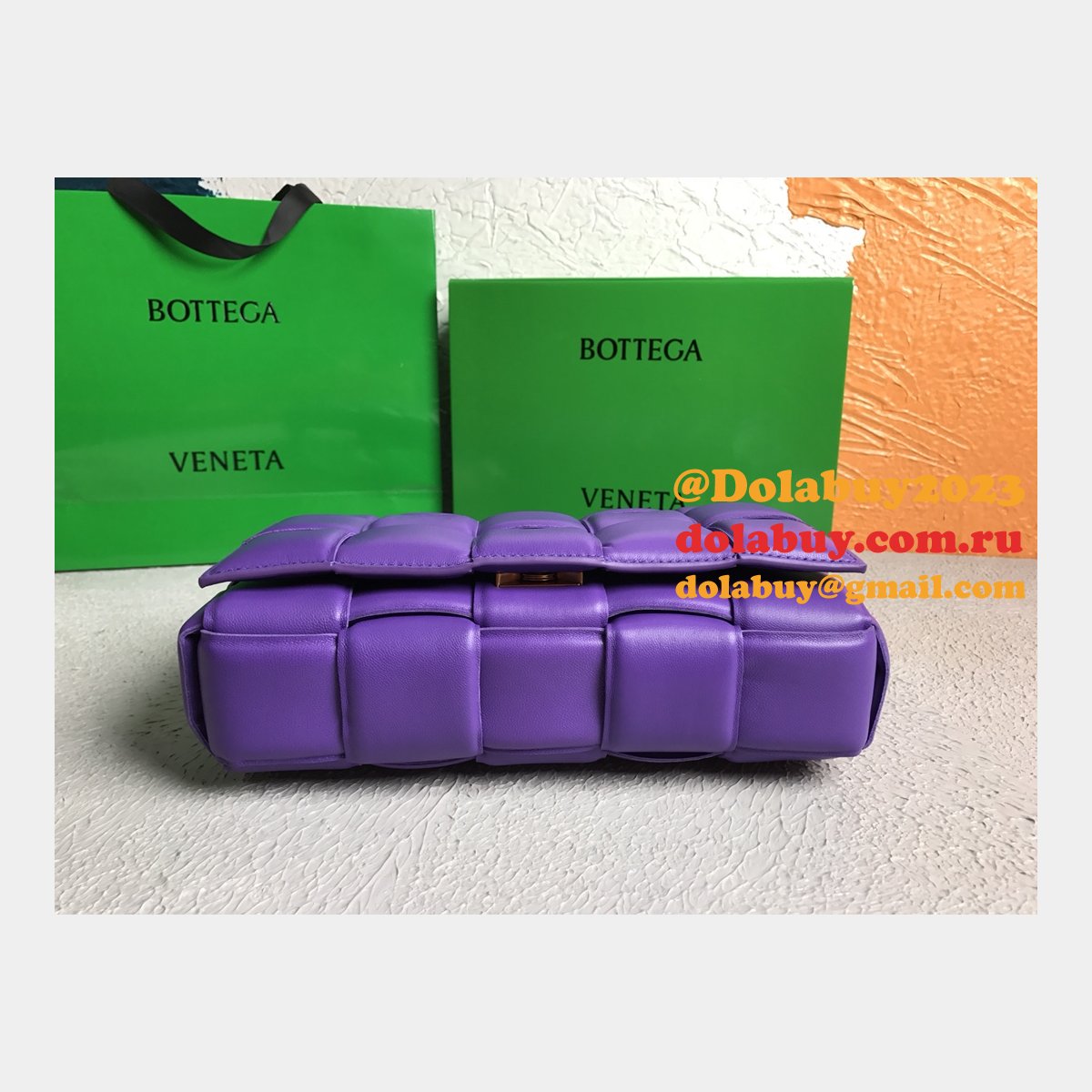 b0tte*a Ven*ta best replica maxi intreccio cassette nappa leather shoulder bag