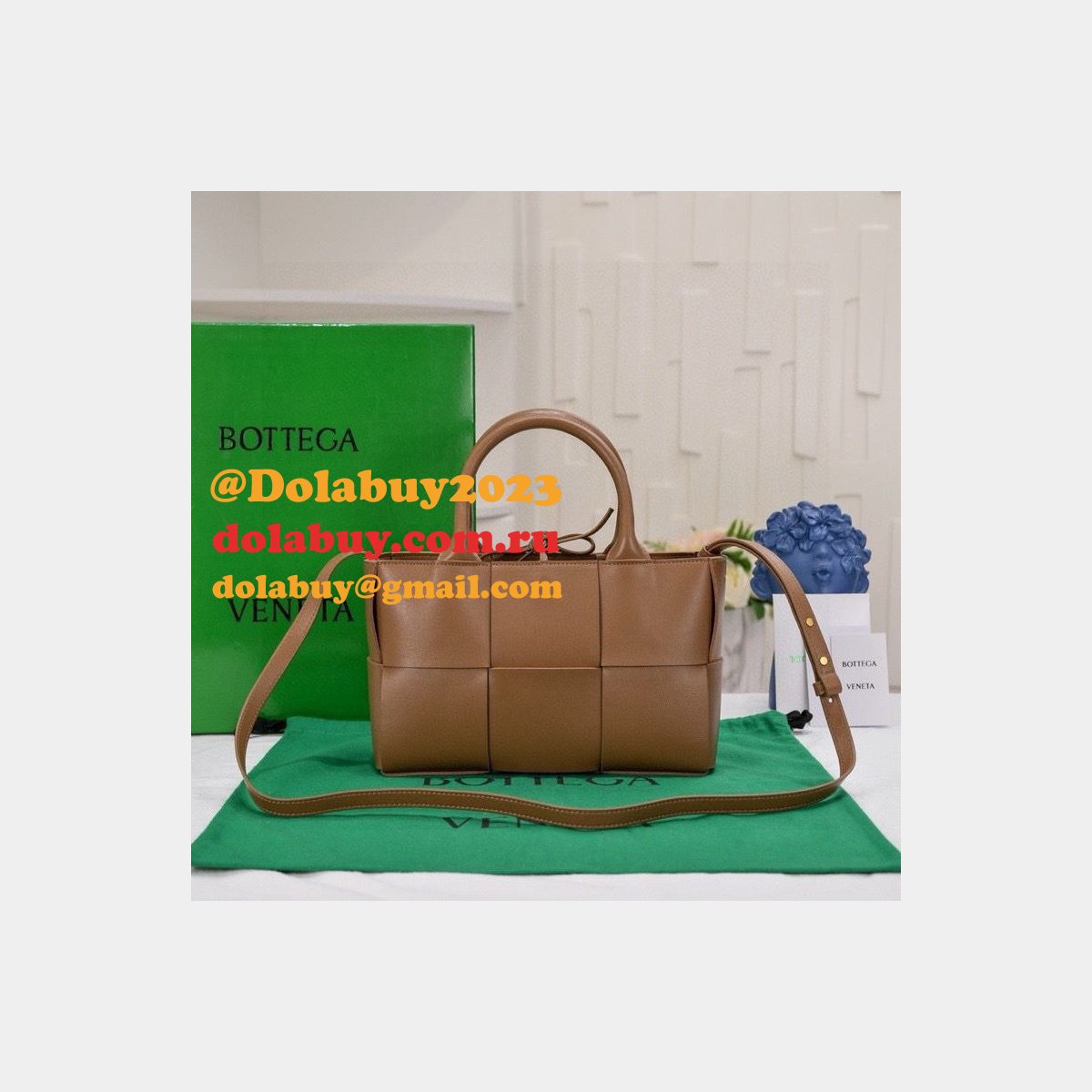 best b0tte*a Ven*ta mini arco tote bag 25cm