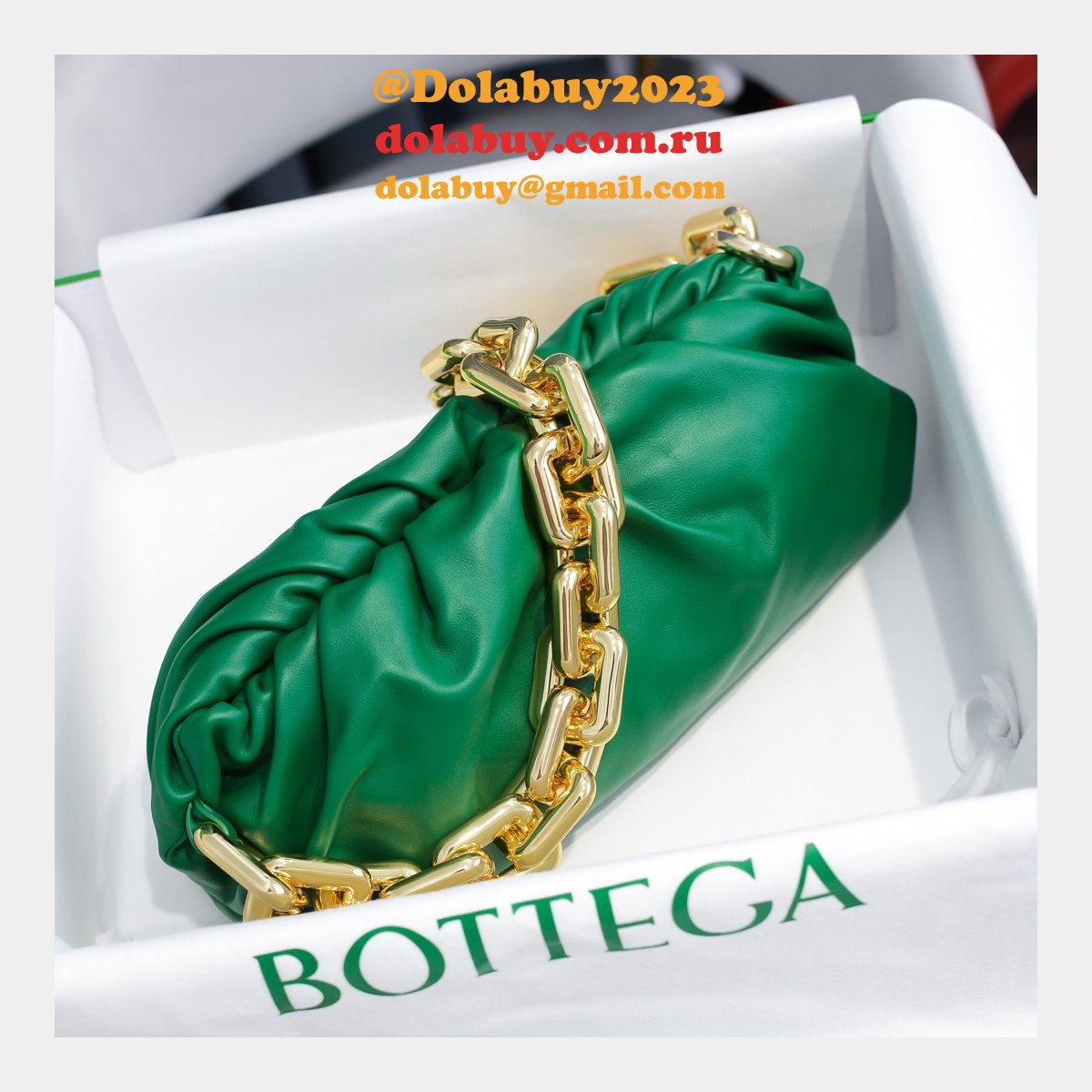 where to find the best replicas b0tte*a Ven*ta 30cm chain pouch bag dupes