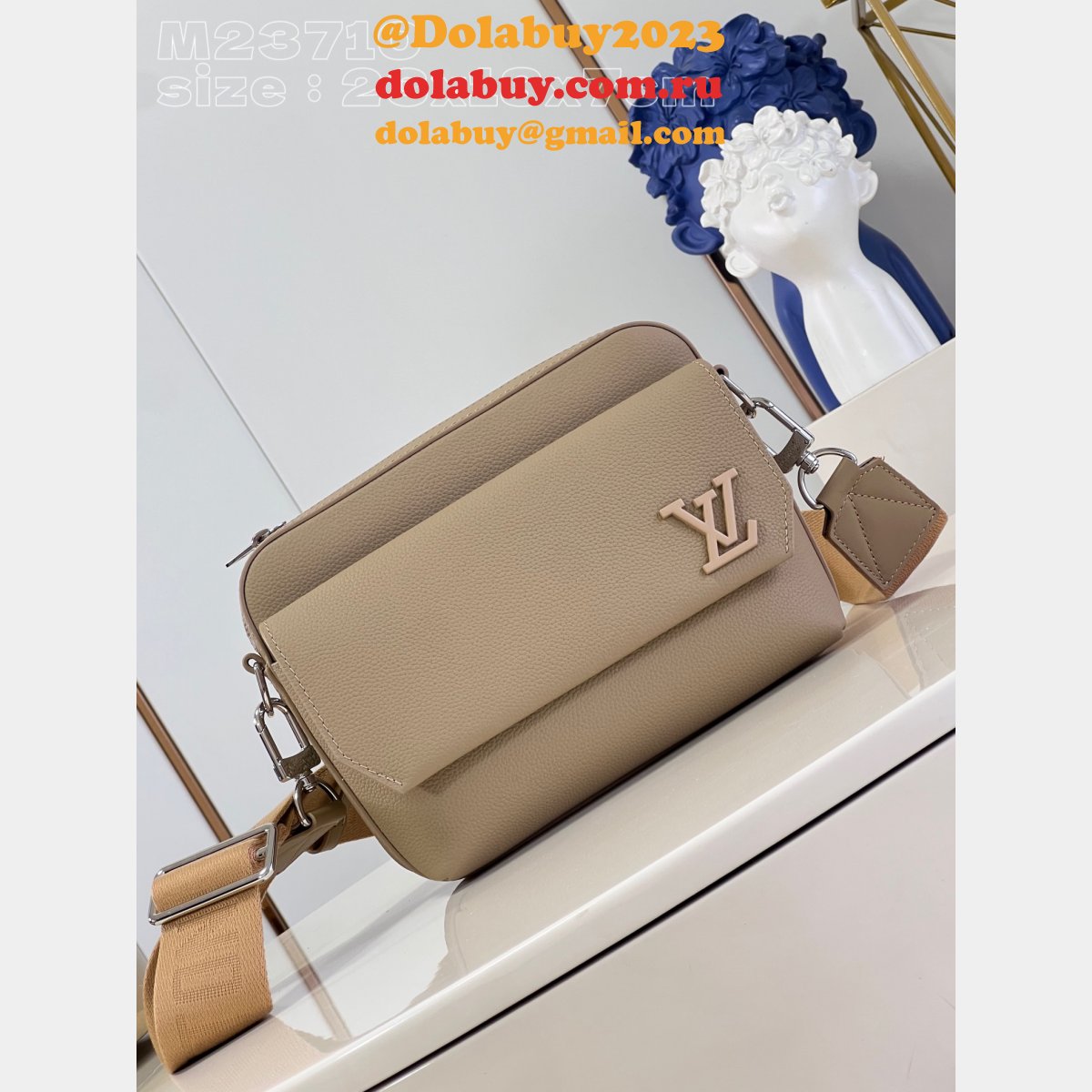 7 Star Fastline Messenger LV Aerogram M23710 Replica Louis Vuitton Bag