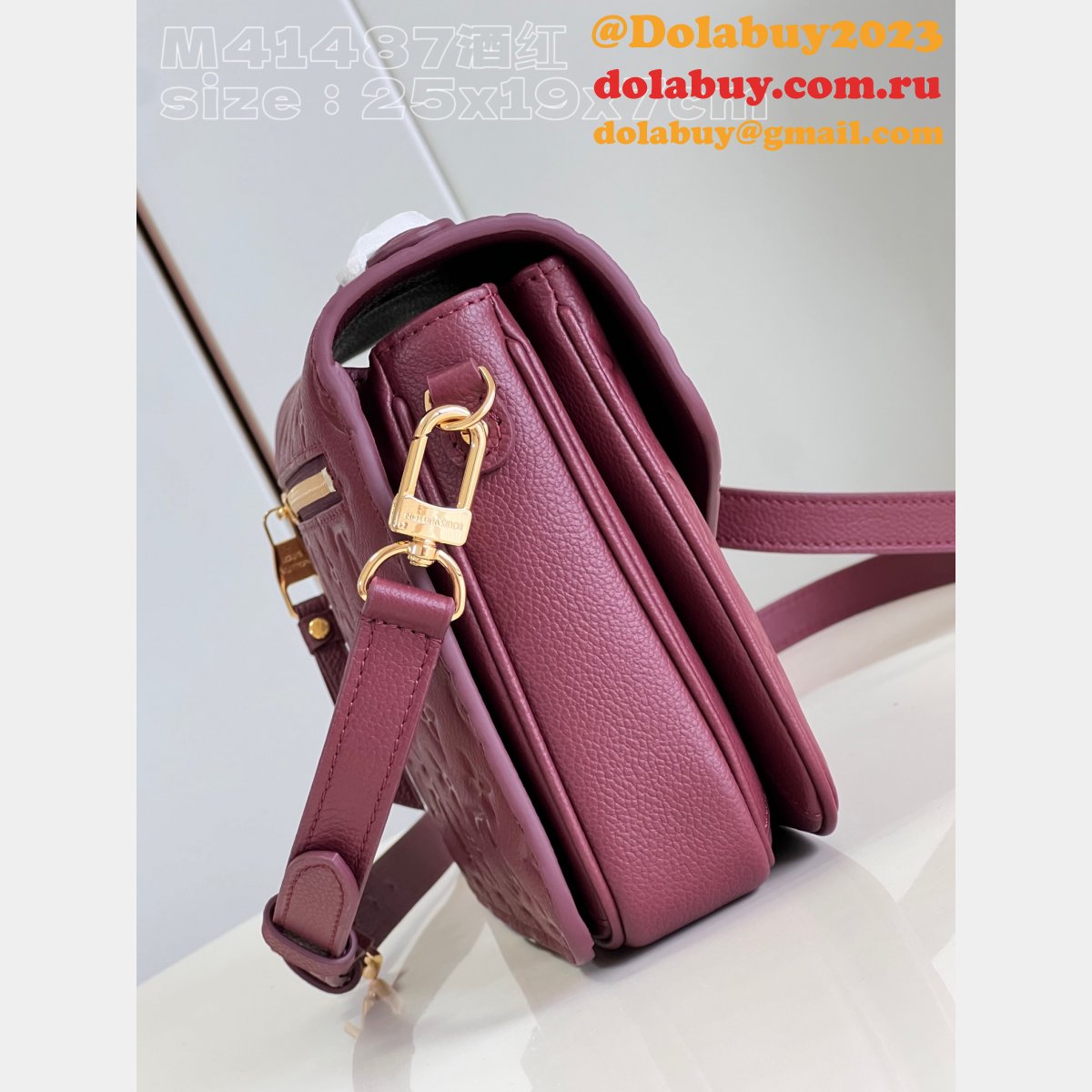 Pochette Metis M46613 Fake Louis Vuitton Perfect 1:1 Mirror Bag