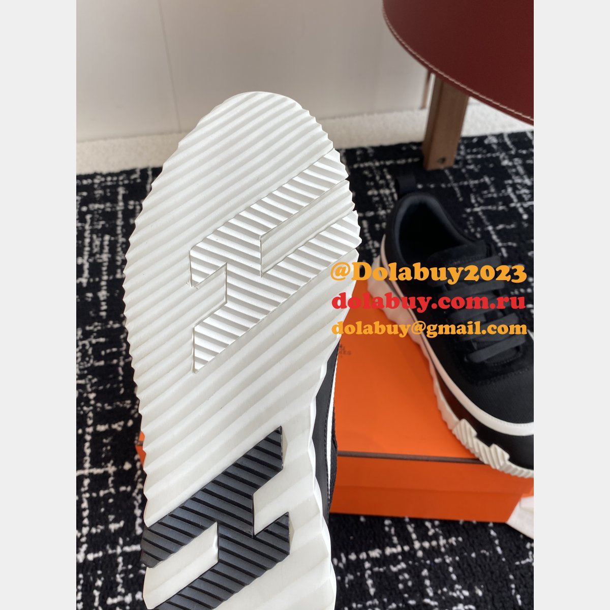 7 Star Hermes Bouncing Sneaker