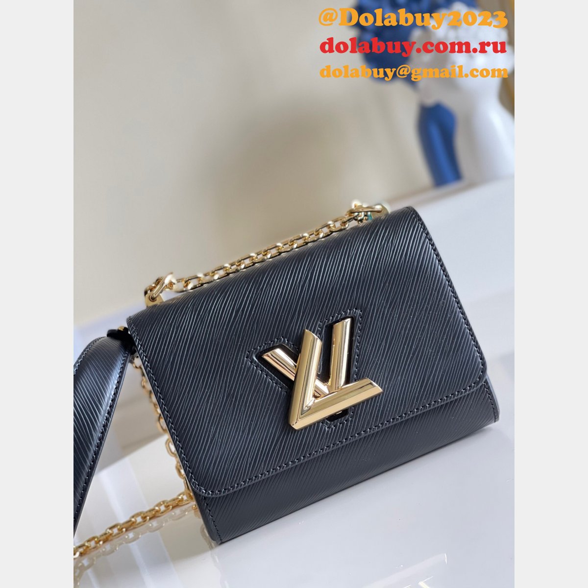 Louis Vuitton Replicas Twist PM Epi Leather M50332 Black/White 7 Star