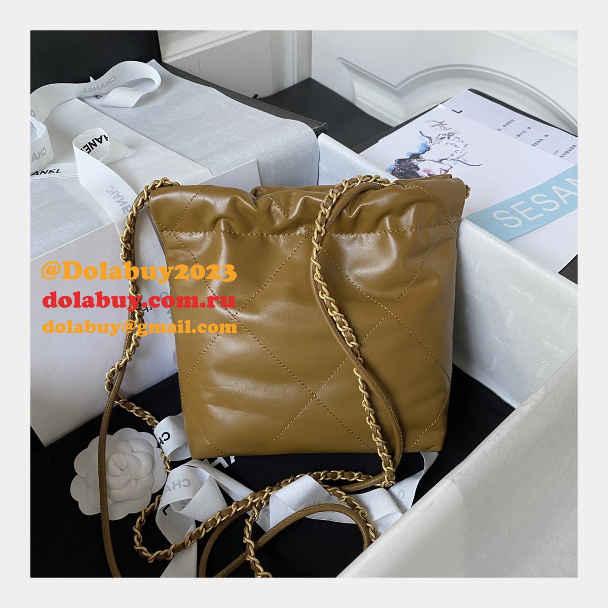 Luxury FASHION AS3980 CALFSKIN CC BAG 20CM