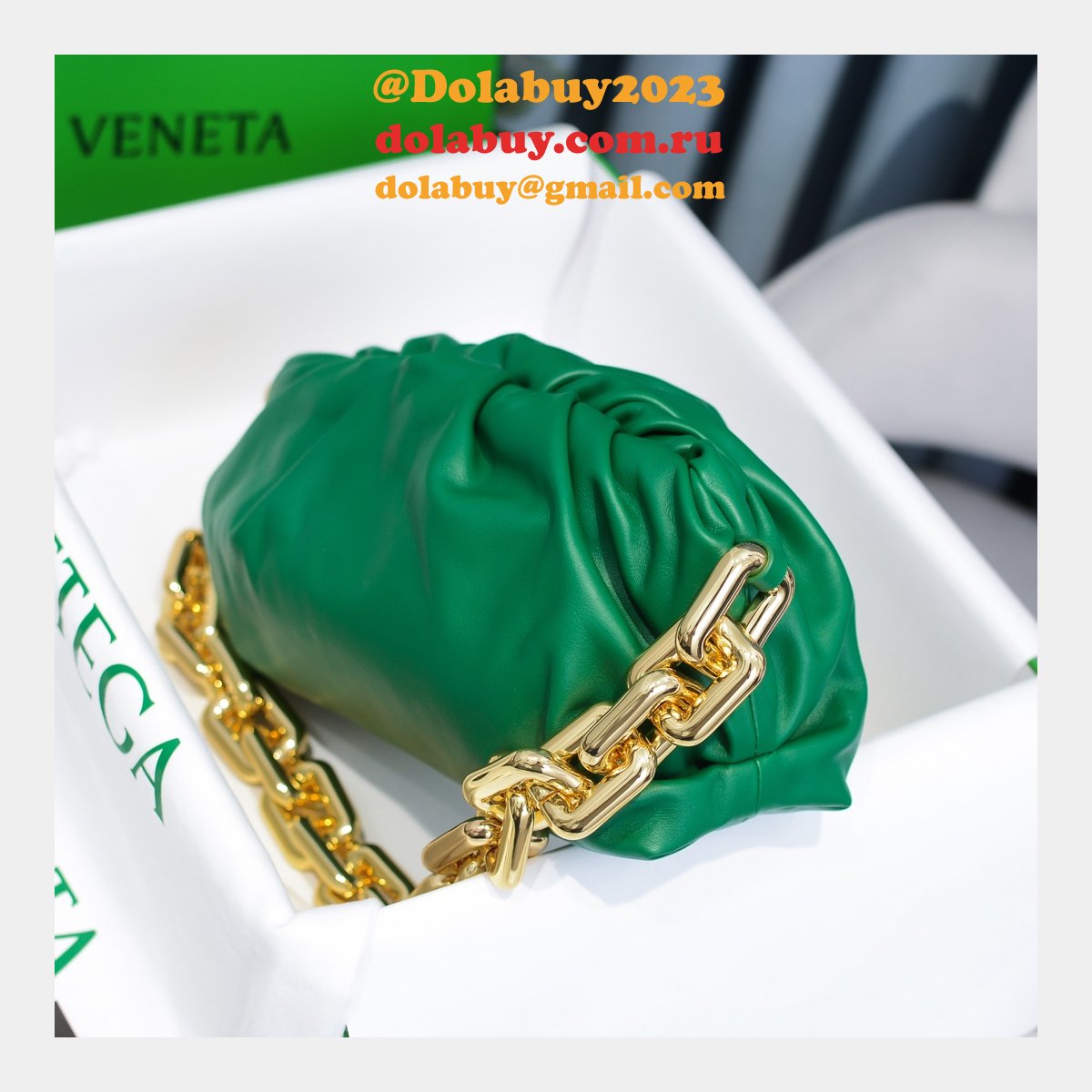 where to find the best replicas b0tte*a Ven*ta 30cm chain pouch bag dupes