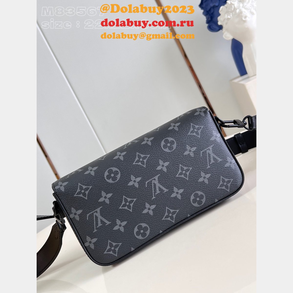 Best Louis Vuitton Montsouris Wearable Wallet M83567 Inspired Bag