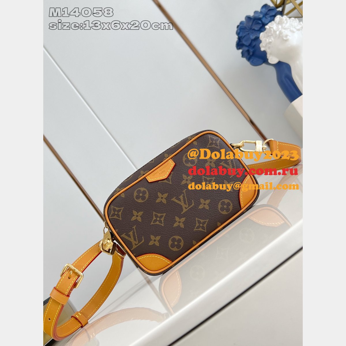 Louis Vuitton Trocadéro Wearable Luxury G69 M14058 Brown Wallet Fashion Show