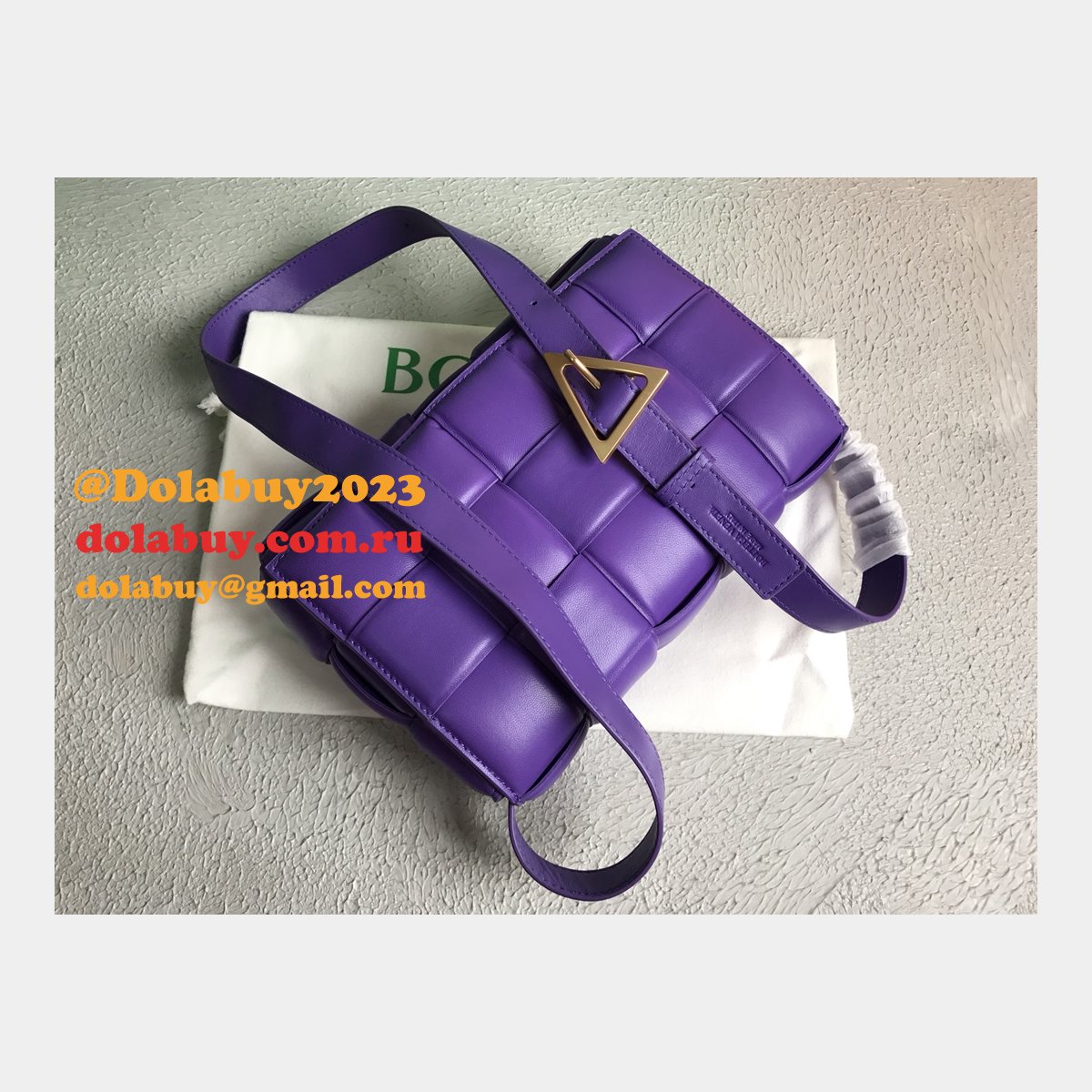b0tte*a Ven*ta best replica maxi intreccio cassette nappa leather shoulder bag