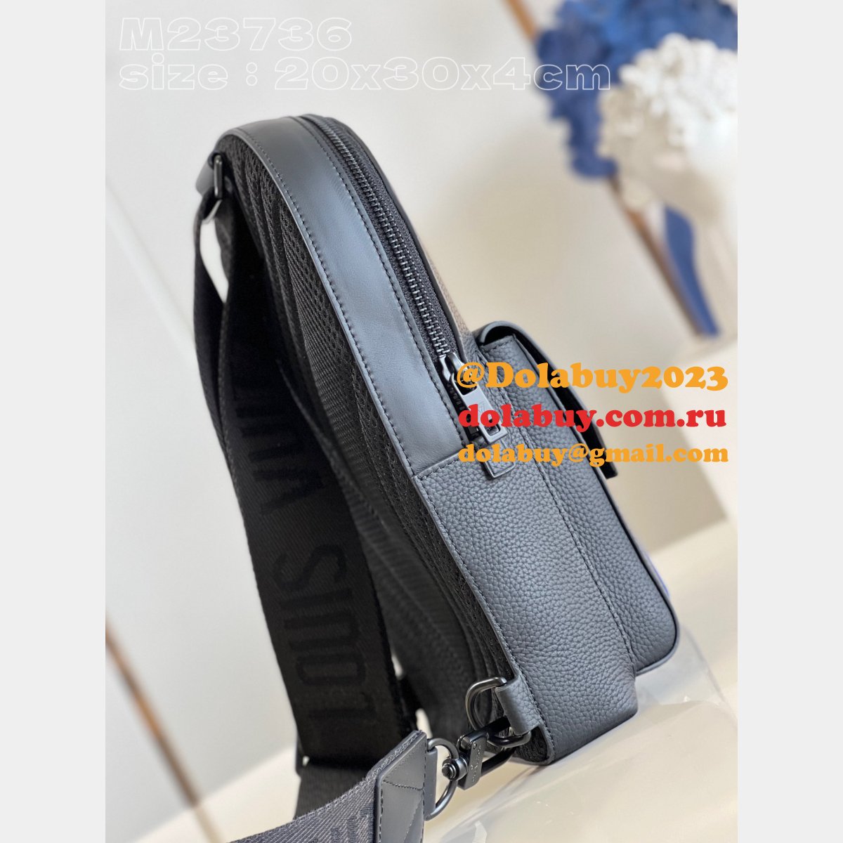 Replica Pilot Slingbag LV Aerogram 1:1 Mirror Louis Vuitton M23736 Bag